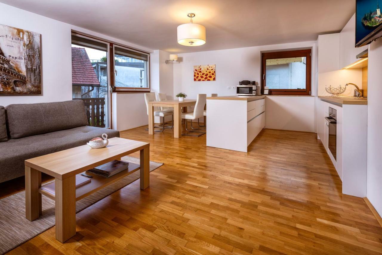 Apartments Skodlar Bled Bagian luar foto